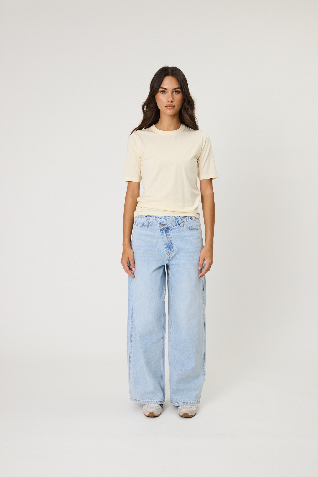 ALBA TEE - BONE