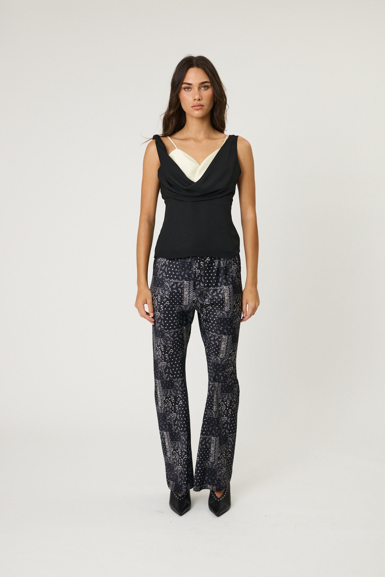 MAGGIE TOP - BLACK