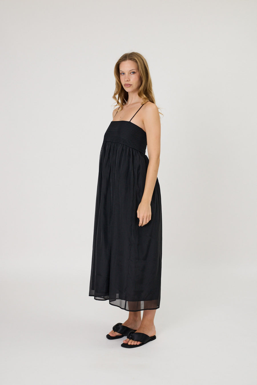 CARINA MAXI DRESS - BLACK