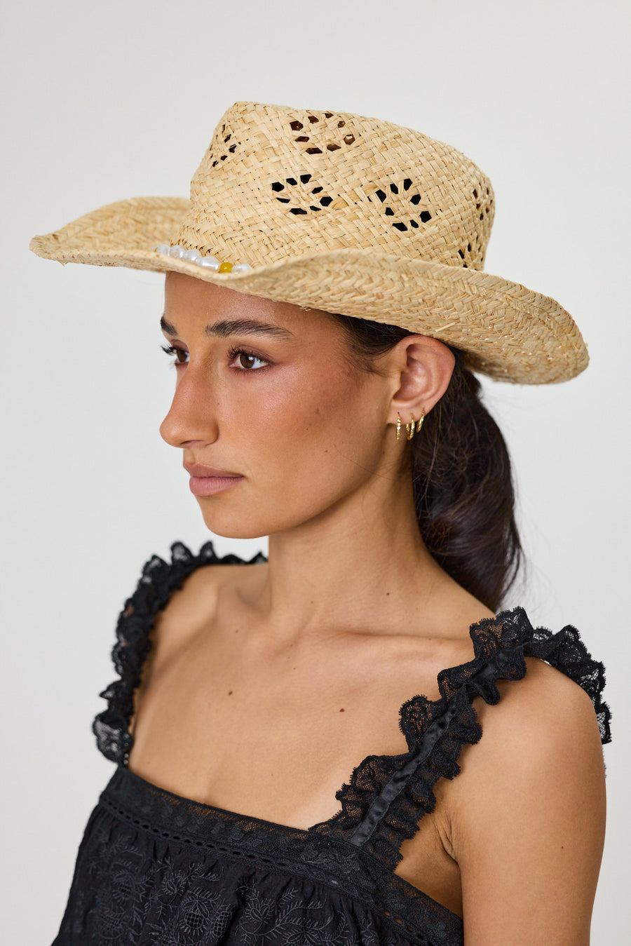 BETH HAT - NATURAL WITH SHELL