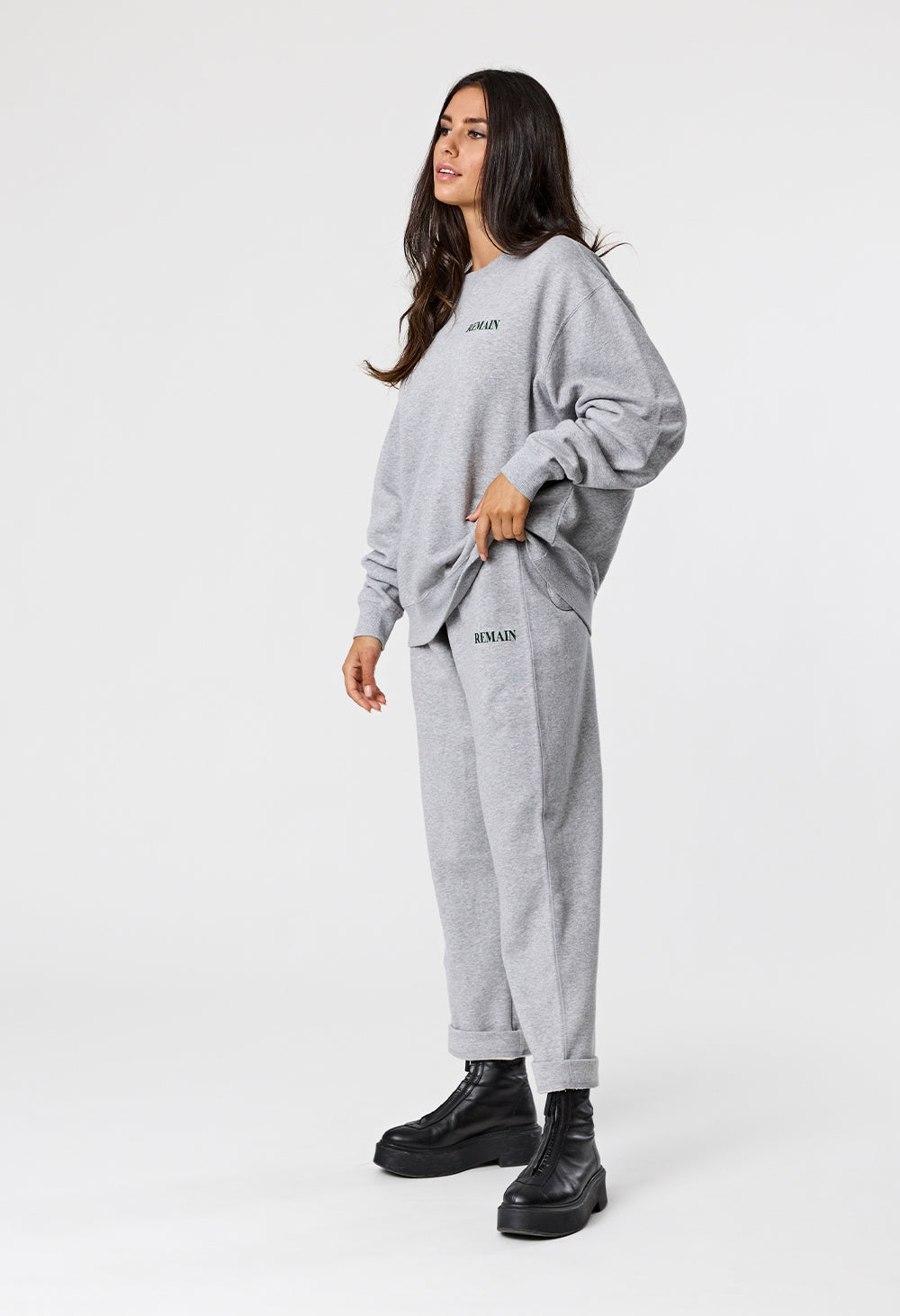 REMAIN TRACKPANTS - GREY MARLE