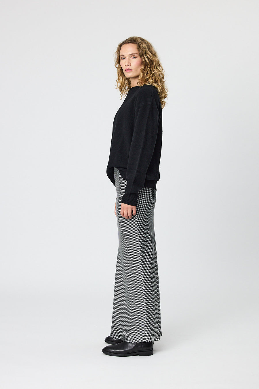 CHARLIE MAXI SKIRT - BLACK HOUNDSTOOTH